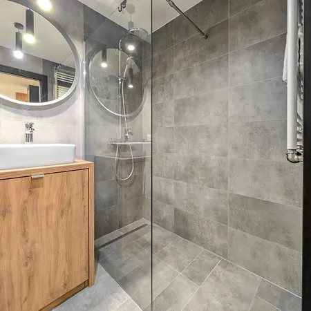 Apartment Mieszczanska Riverfront By Bookinghost Wroclaw