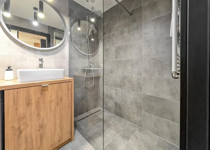 Apartment Mieszczanska Riverfront By Bookinghost Wroclaw