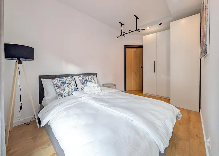 Mieszczanska Riverfront By Bookinghost Apartment